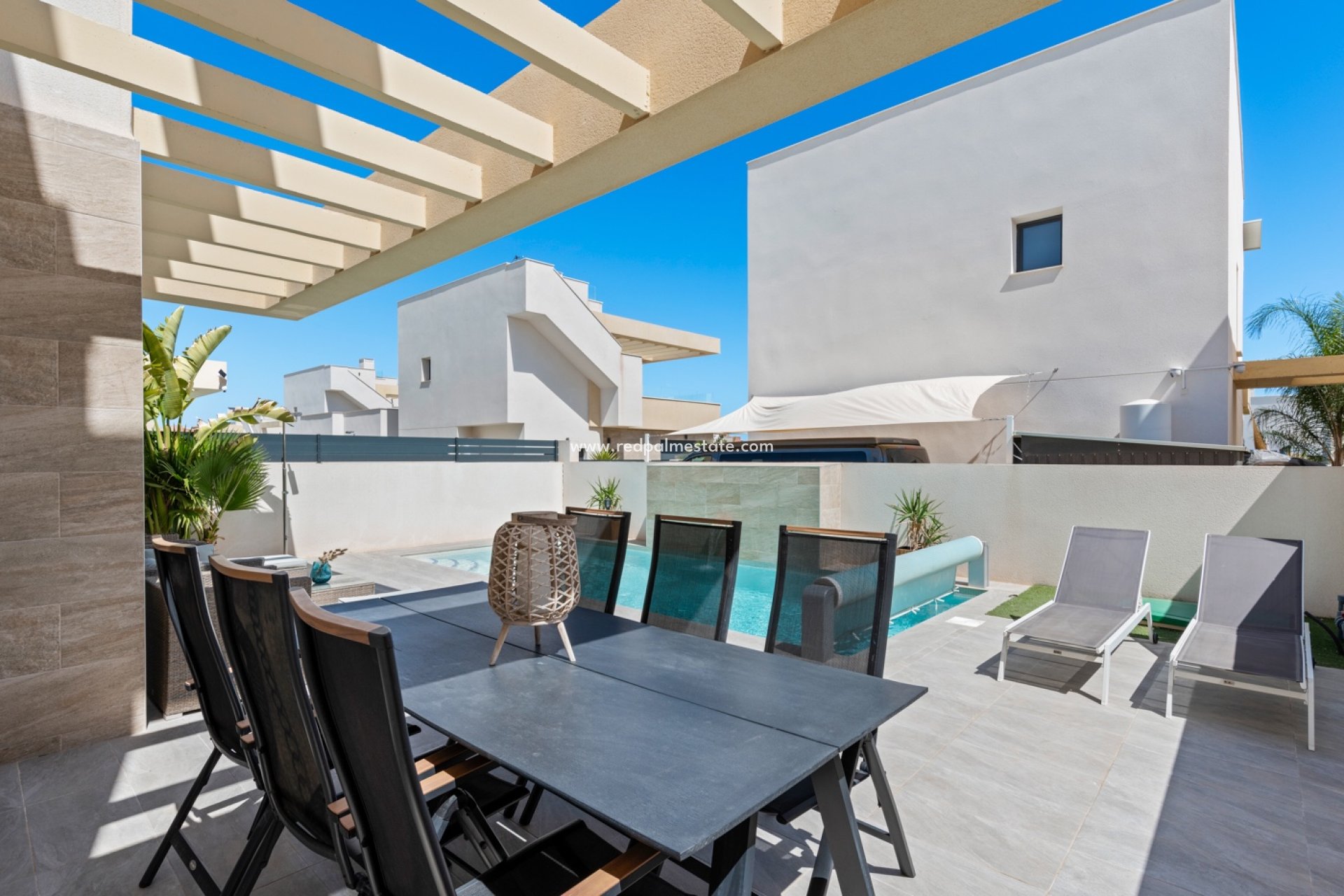 Videresalg - Villa -
Montesinos - La Herada