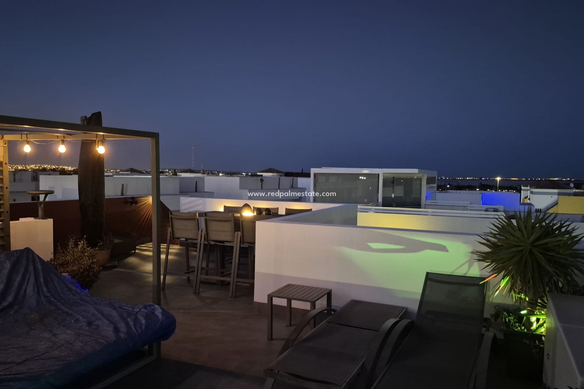 Videresalg - Villa -
Montesinos - La Herada