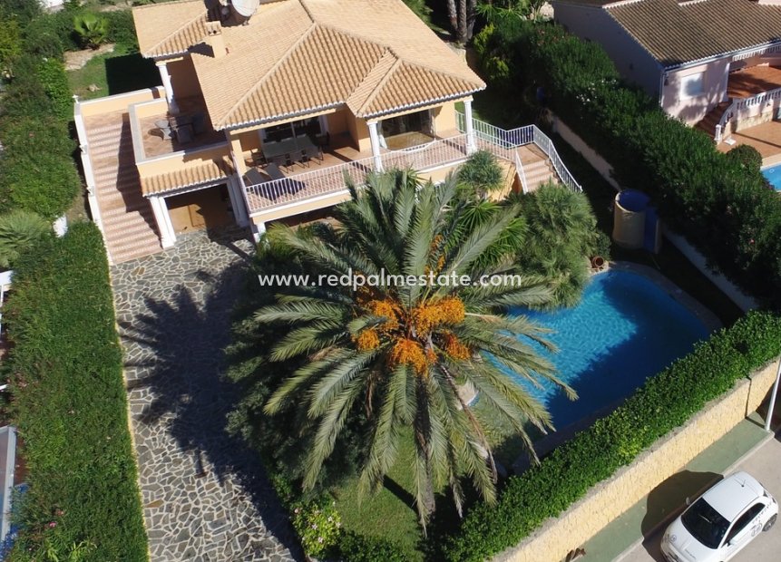 Videresalg - Villa -
Moraira