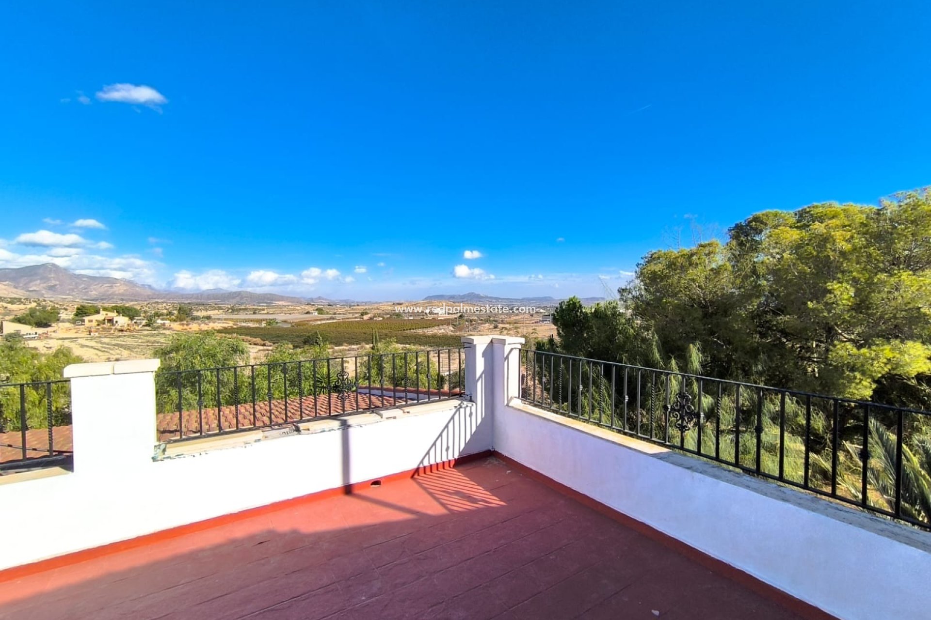 Videresalg - Villa -
Novelda - Inland