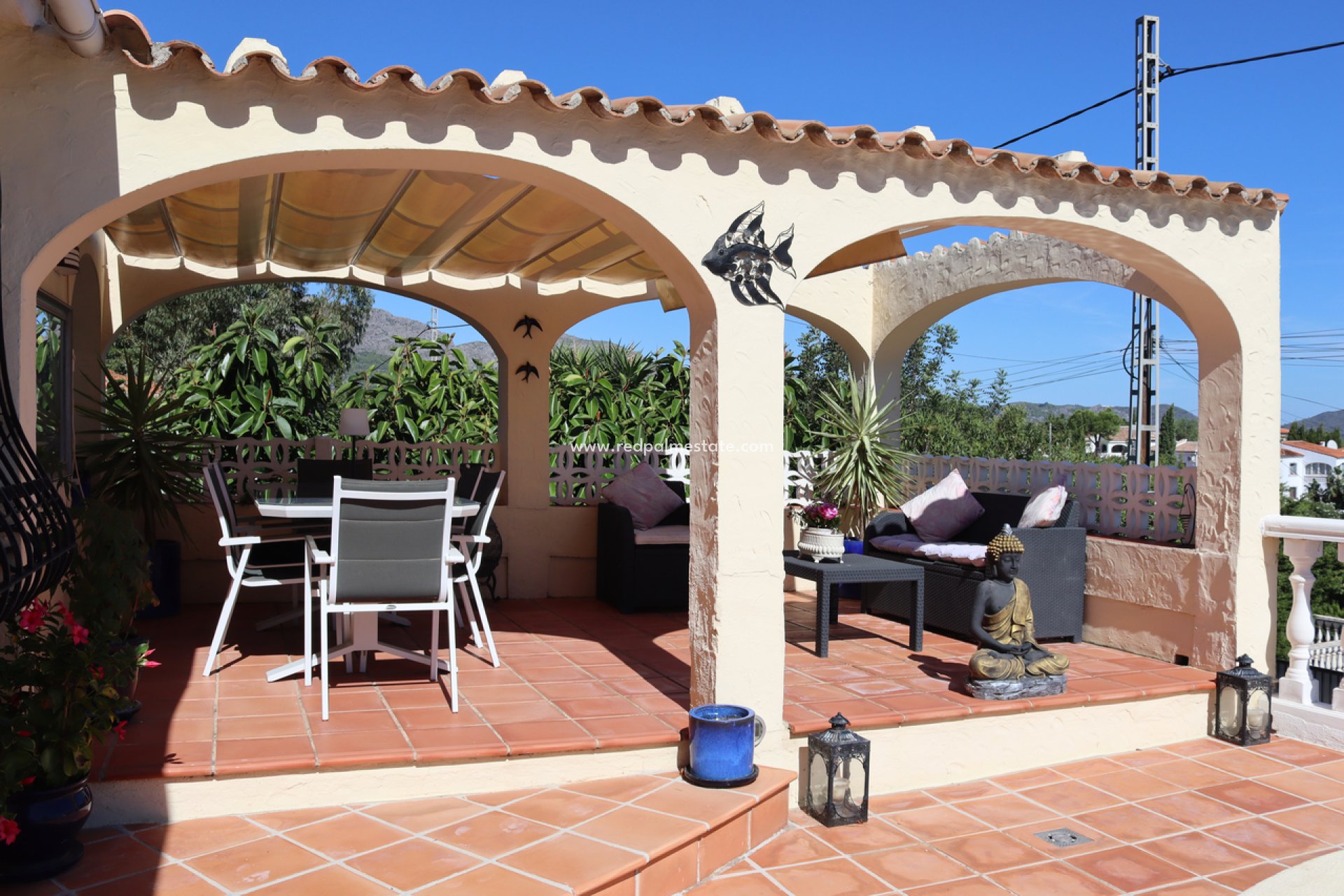 Videresalg - Villa -
Orba - Inland