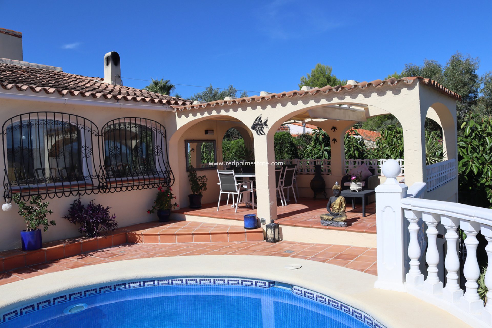 Videresalg - Villa -
Orba - Inland