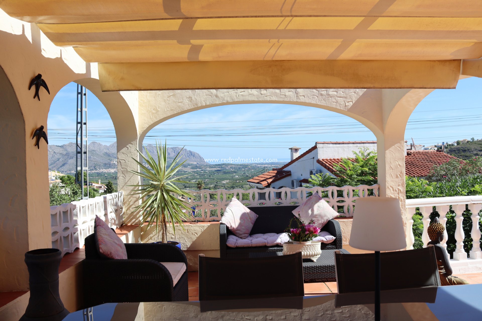 Videresalg - Villa -
Orba - Inland