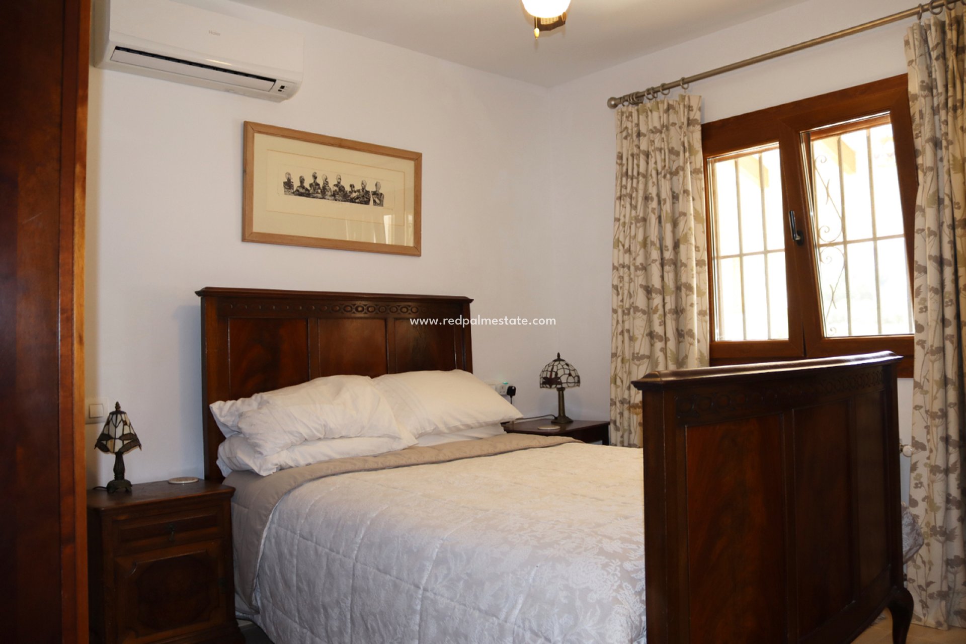 Videresalg - Villa -
Orba - Inland