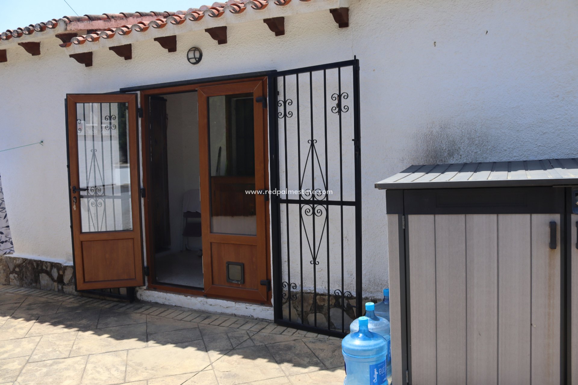 Videresalg - Villa -
Orba - Inland