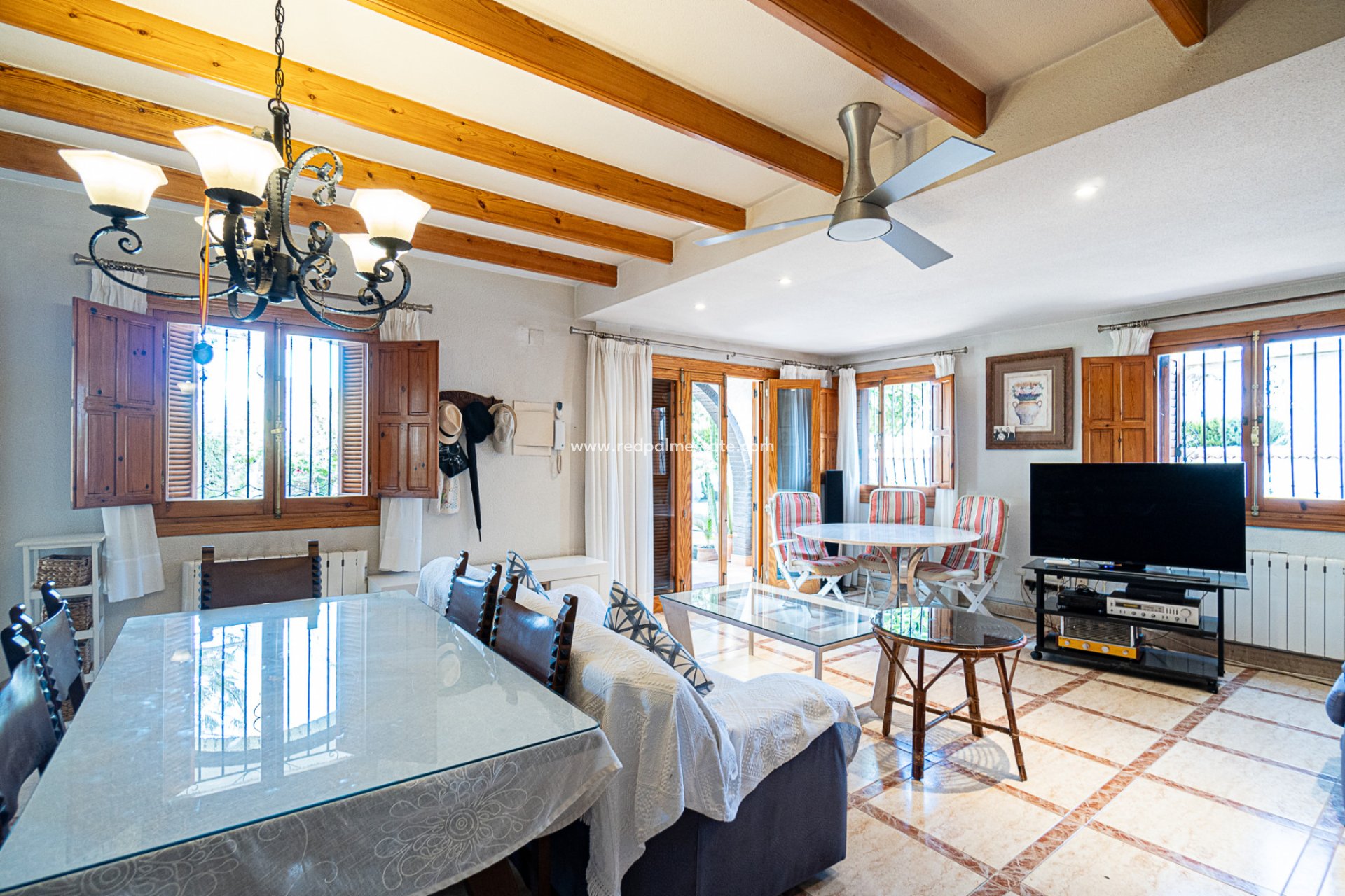 Videresalg - Villa -
Orihuela Costa - Beachside