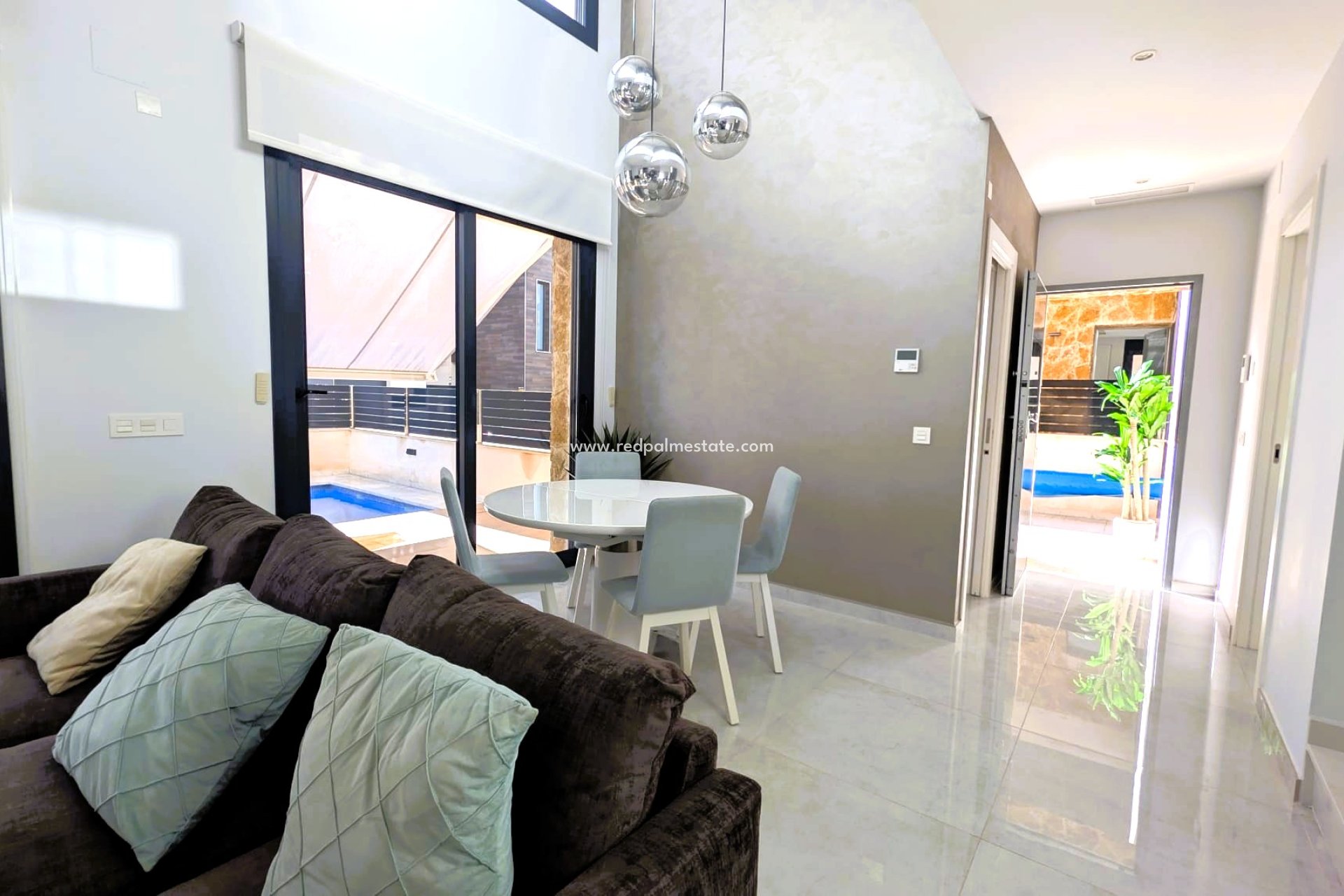 Videresalg - Villa -
Orihuela Costa - Cabo Roig