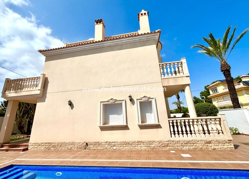 Videresalg - Villa -
Orihuela Costa - Cabo Roig