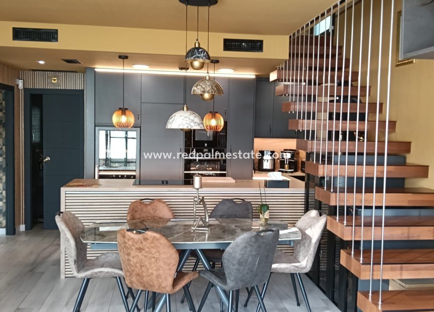 Videresalg - Villa -
Orihuela Costa - Cabo Roig