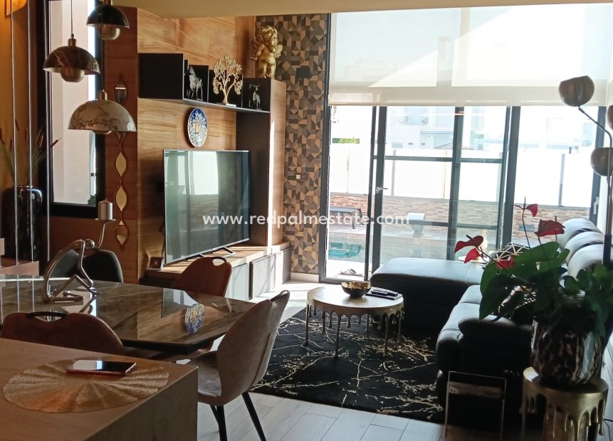 Videresalg - Villa -
Orihuela Costa - Cabo Roig