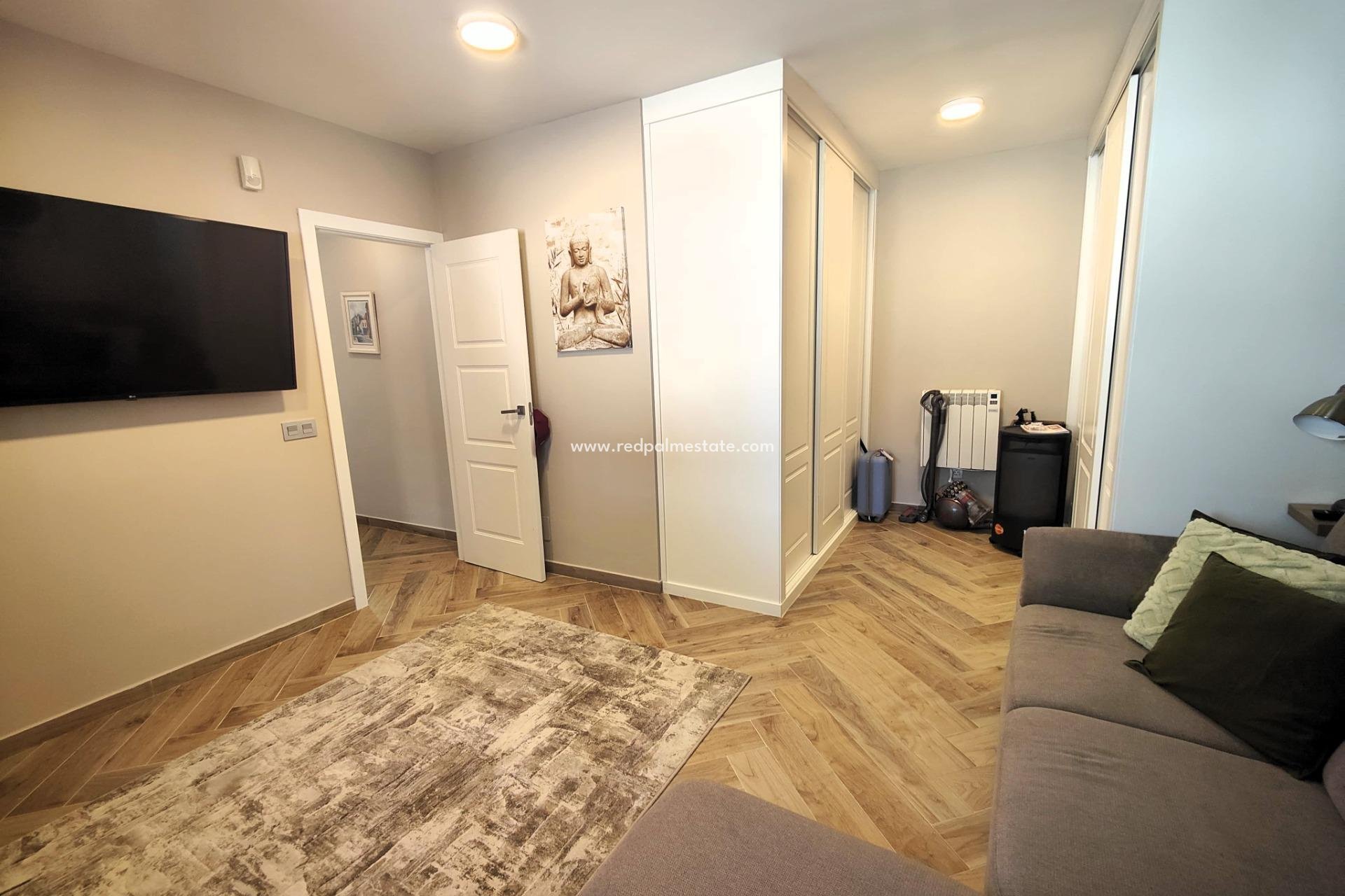 Videresalg - Villa -
Orihuela Costa - Cabo Roig