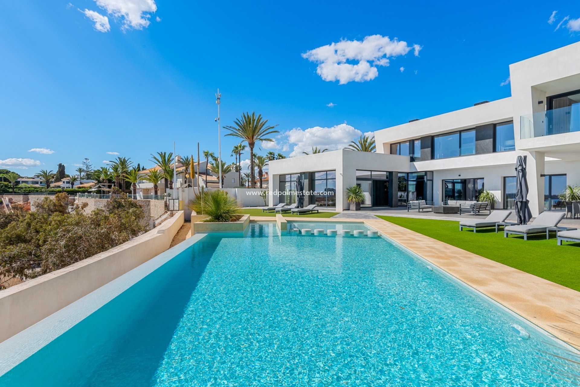 Videresalg - Villa -
Orihuela Costa - Cabo Roig