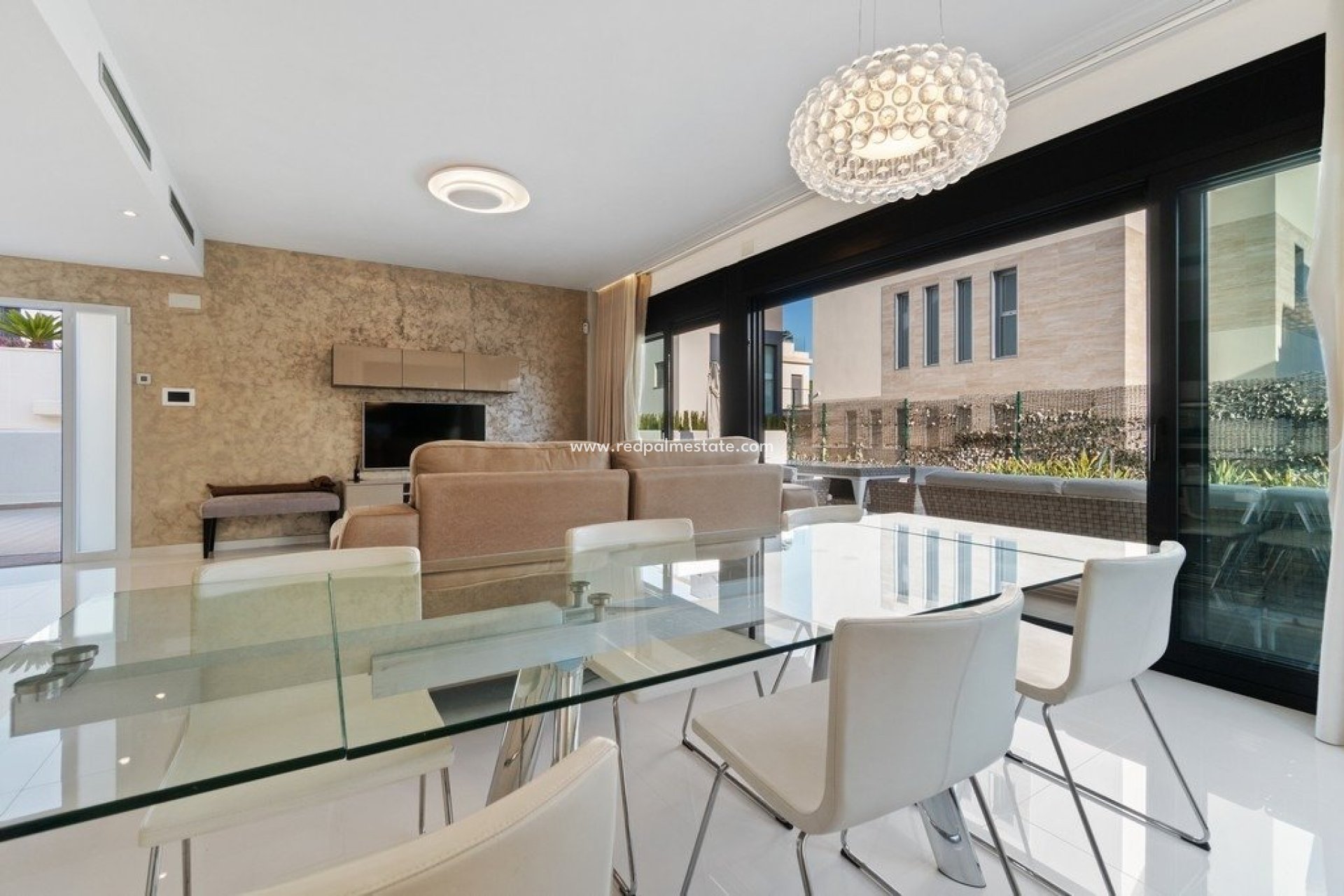 Videresalg - Villa -
Orihuela Costa - Cabo Roig