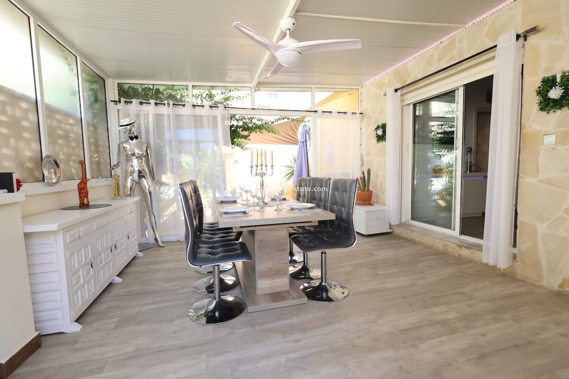 Videresalg - Villa -
Orihuela Costa - Cabo Roig