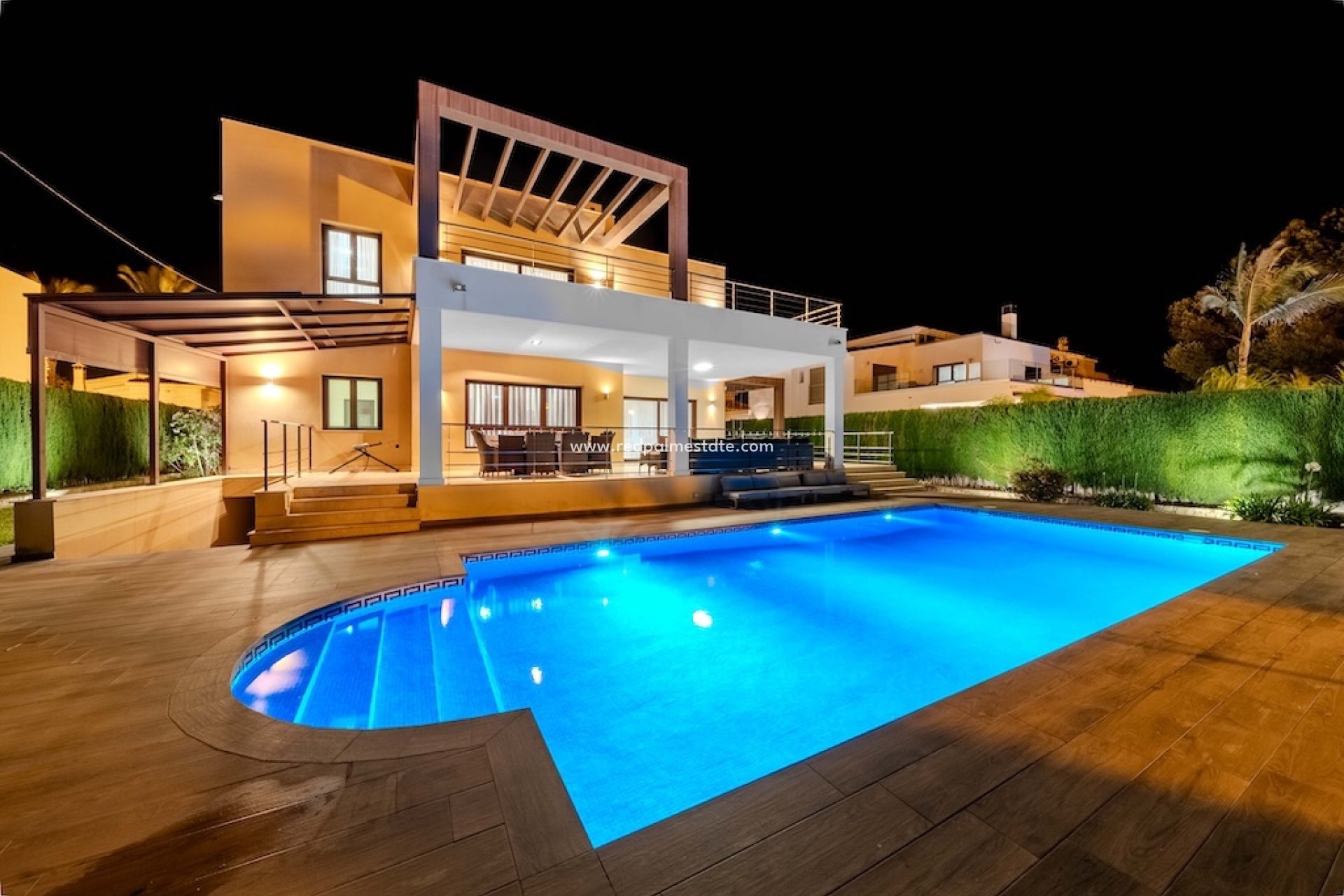 Videresalg - Villa -
Orihuela Costa - Cabo Roig