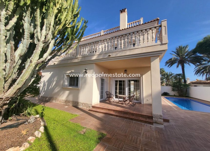 Videresalg - Villa -
Orihuela Costa - Cabo Roig