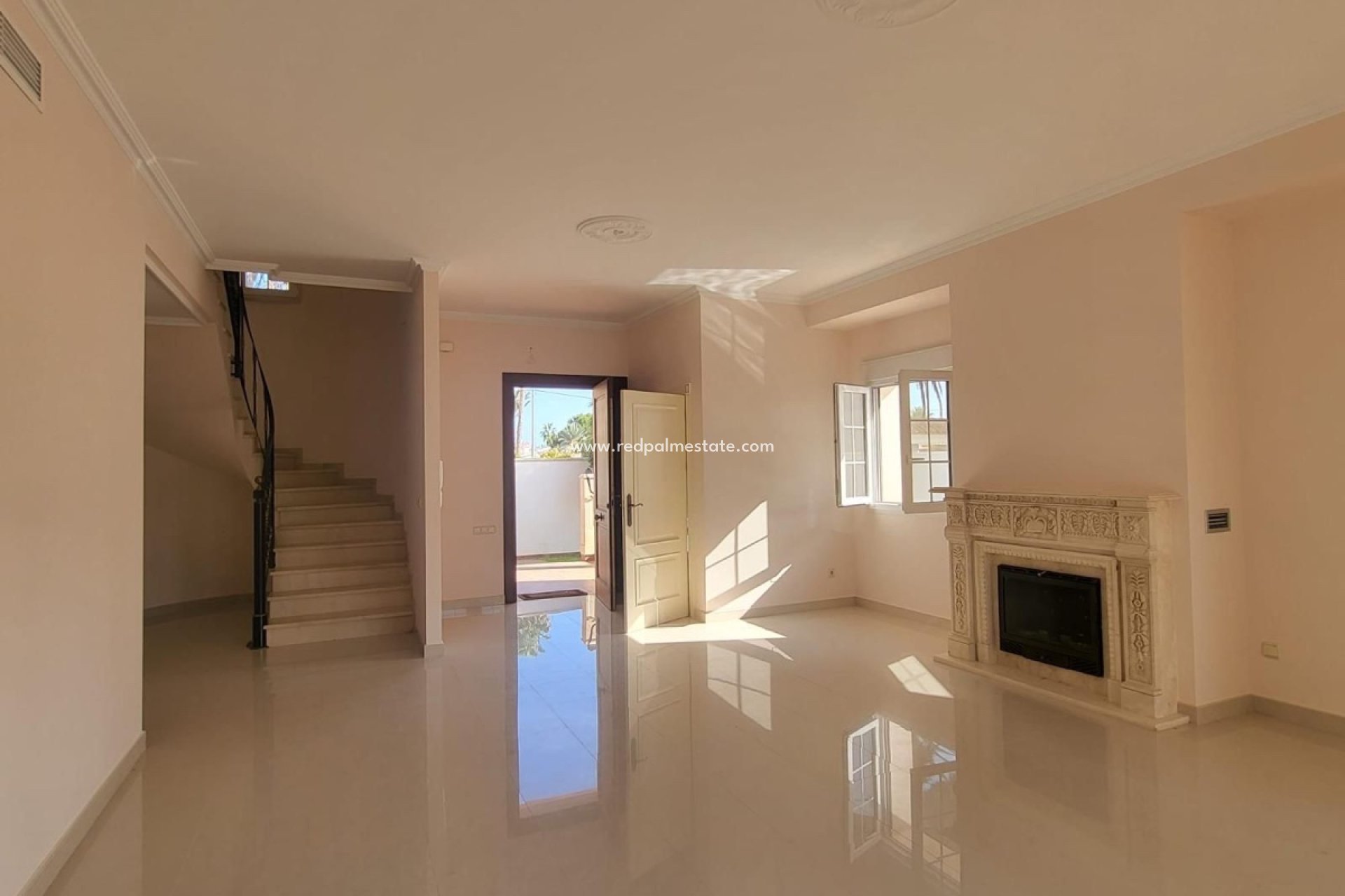Videresalg - Villa -
Orihuela Costa - Cabo Roig