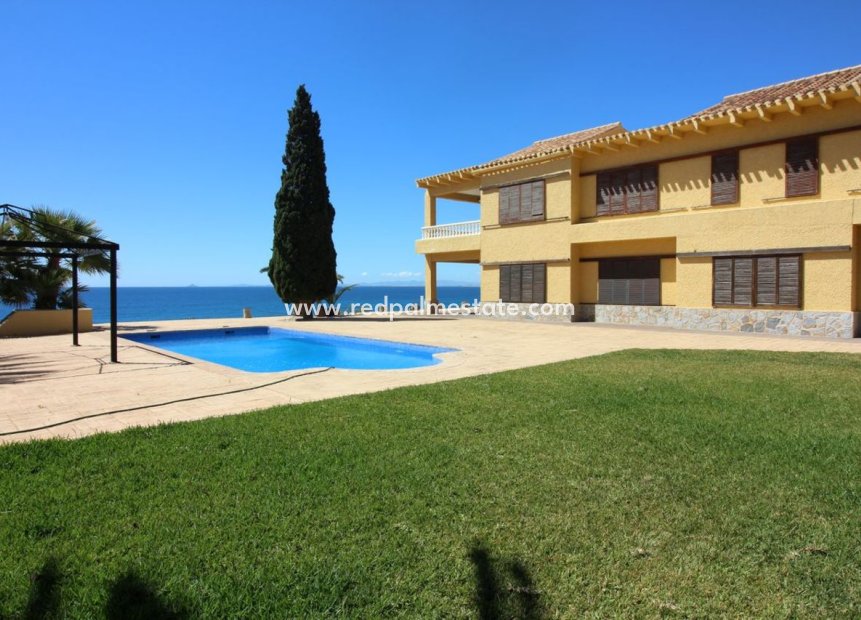 Videresalg - Villa -
Orihuela Costa - Cabo Roig