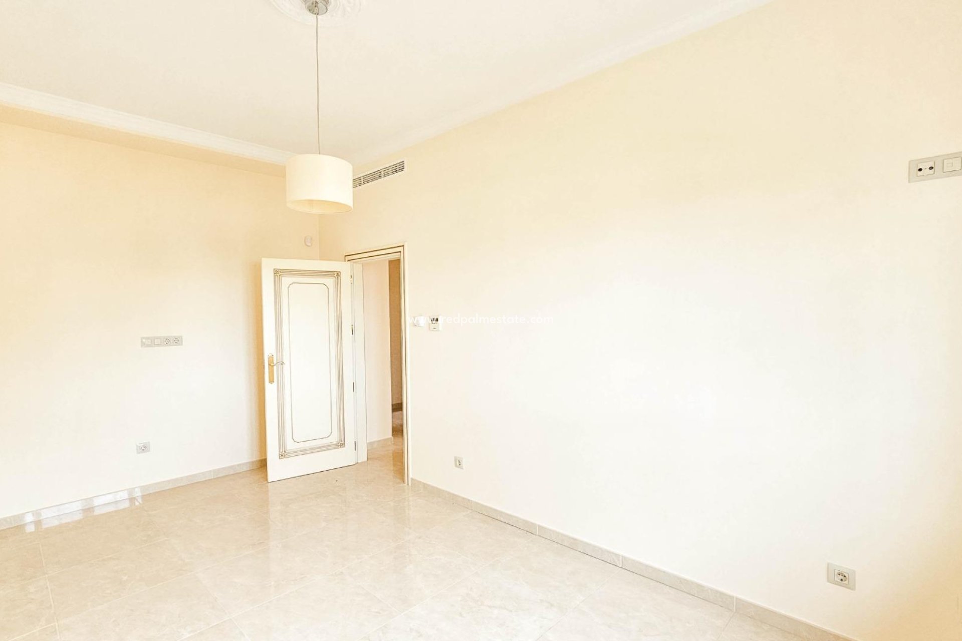 Videresalg - Villa -
Orihuela Costa - Cabo Roig