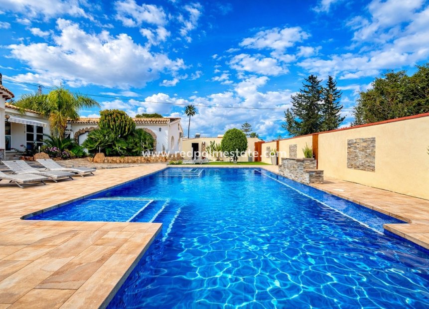 Videresalg - Villa -
Orihuela Costa - Cabo Roig