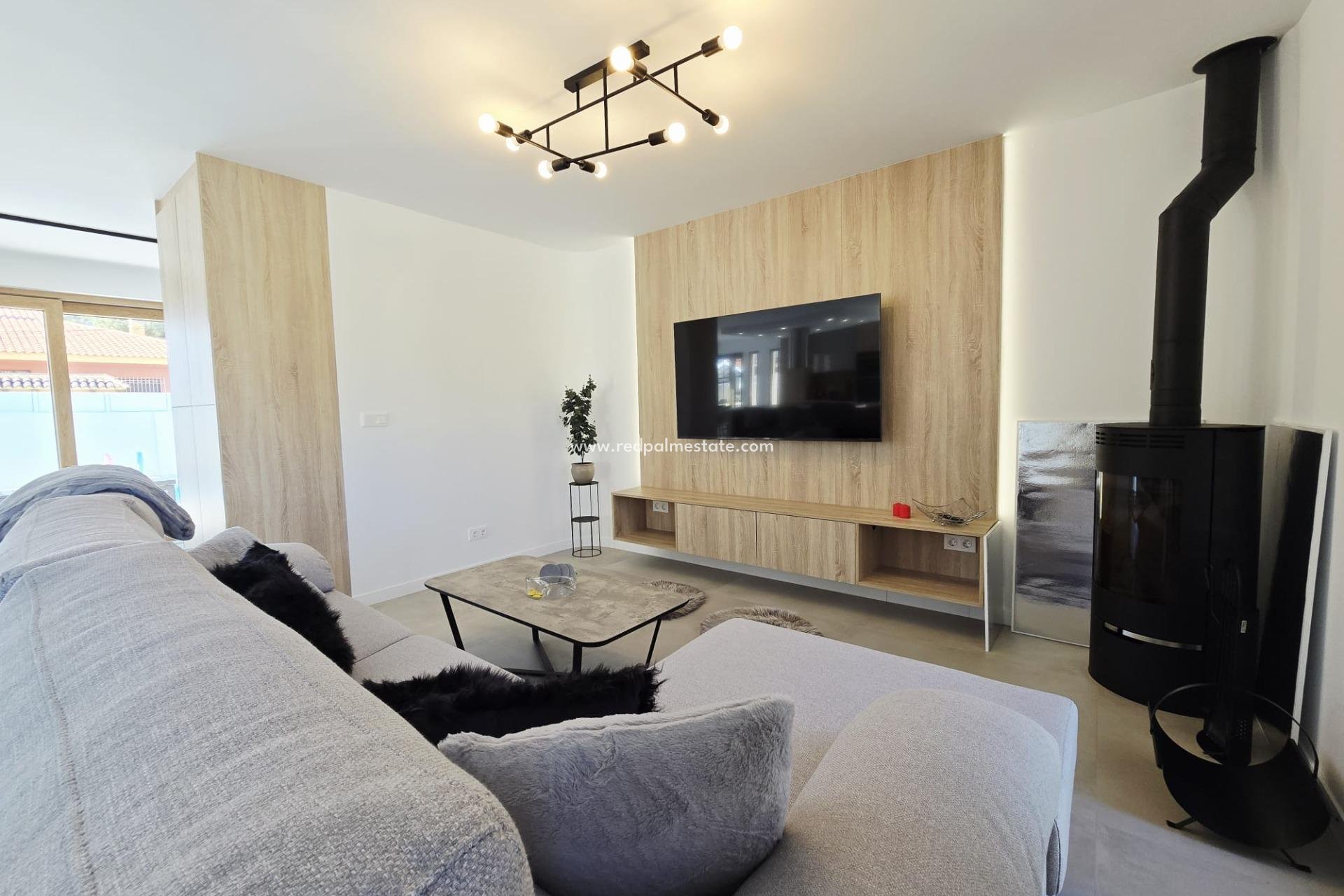 Videresalg - Villa -
Orihuela Costa - Cabo Roig