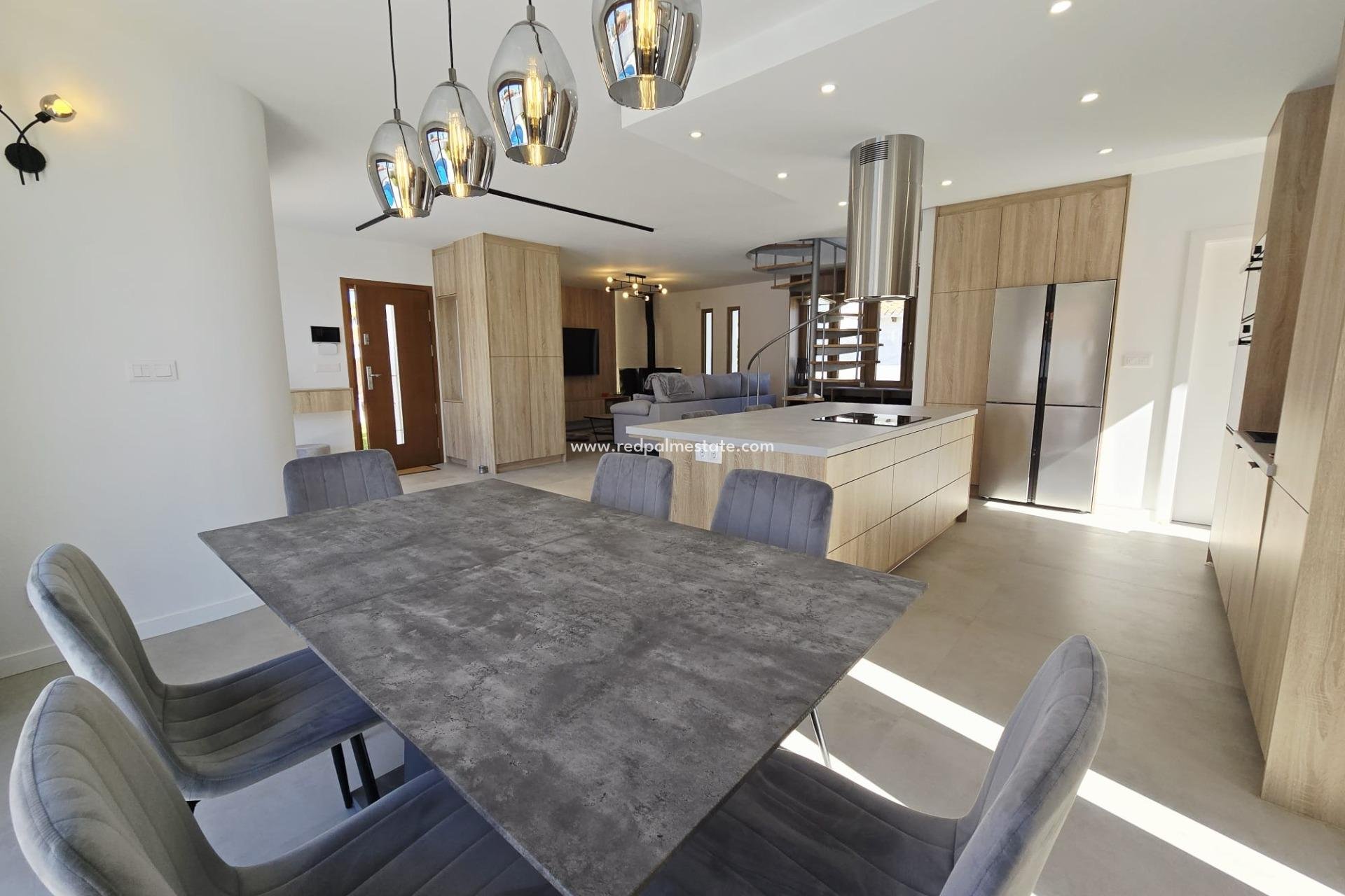 Videresalg - Villa -
Orihuela Costa - Cabo Roig