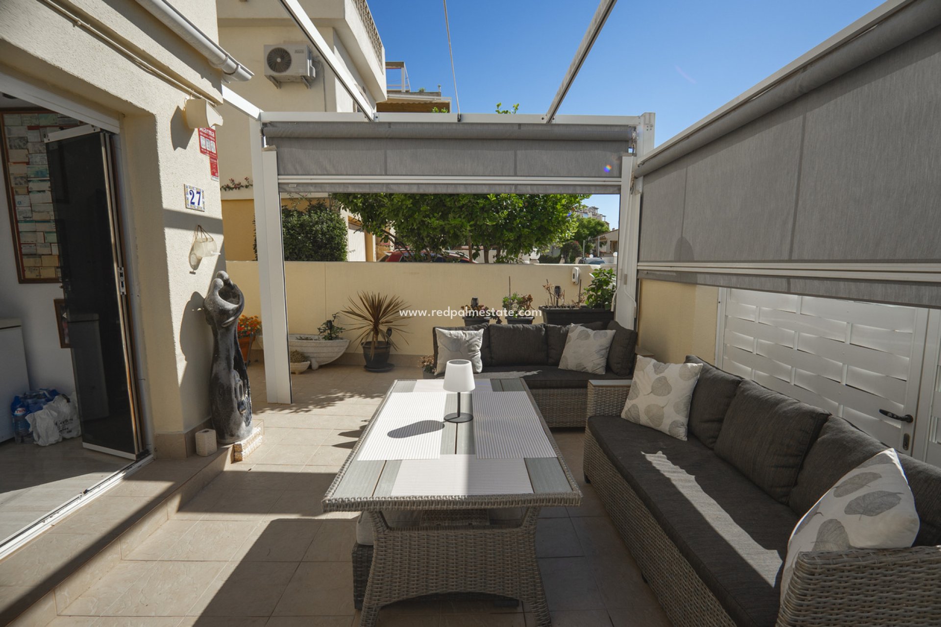 Videresalg - Villa -
Orihuela Costa - Calle Mayor