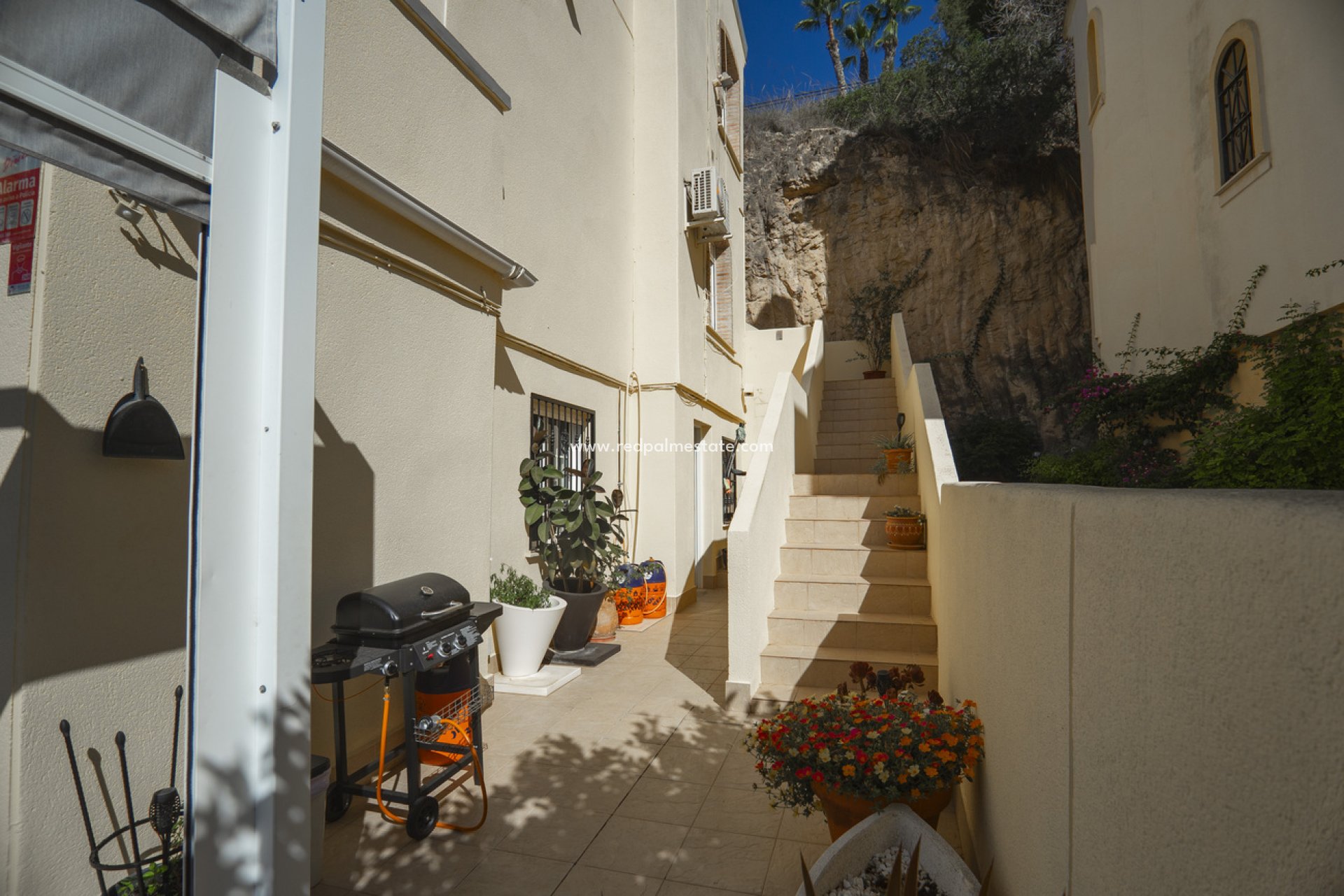 Videresalg - Villa -
Orihuela Costa - Calle Mayor