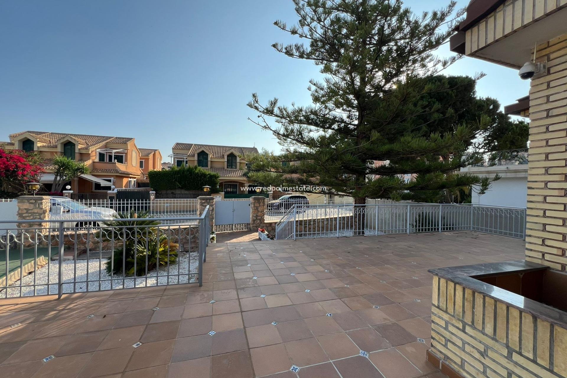 Videresalg - Villa -
Orihuela Costa - Campoamor