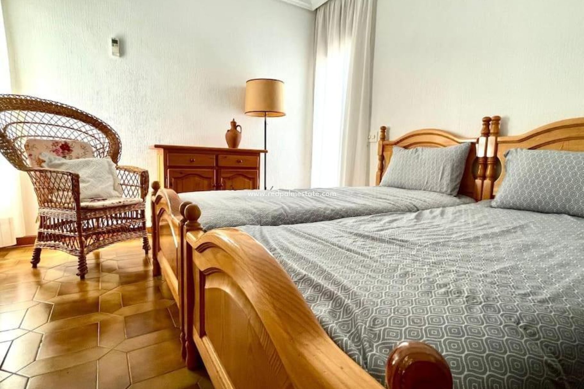 Videresalg - Villa -
Orihuela Costa - Campoamor