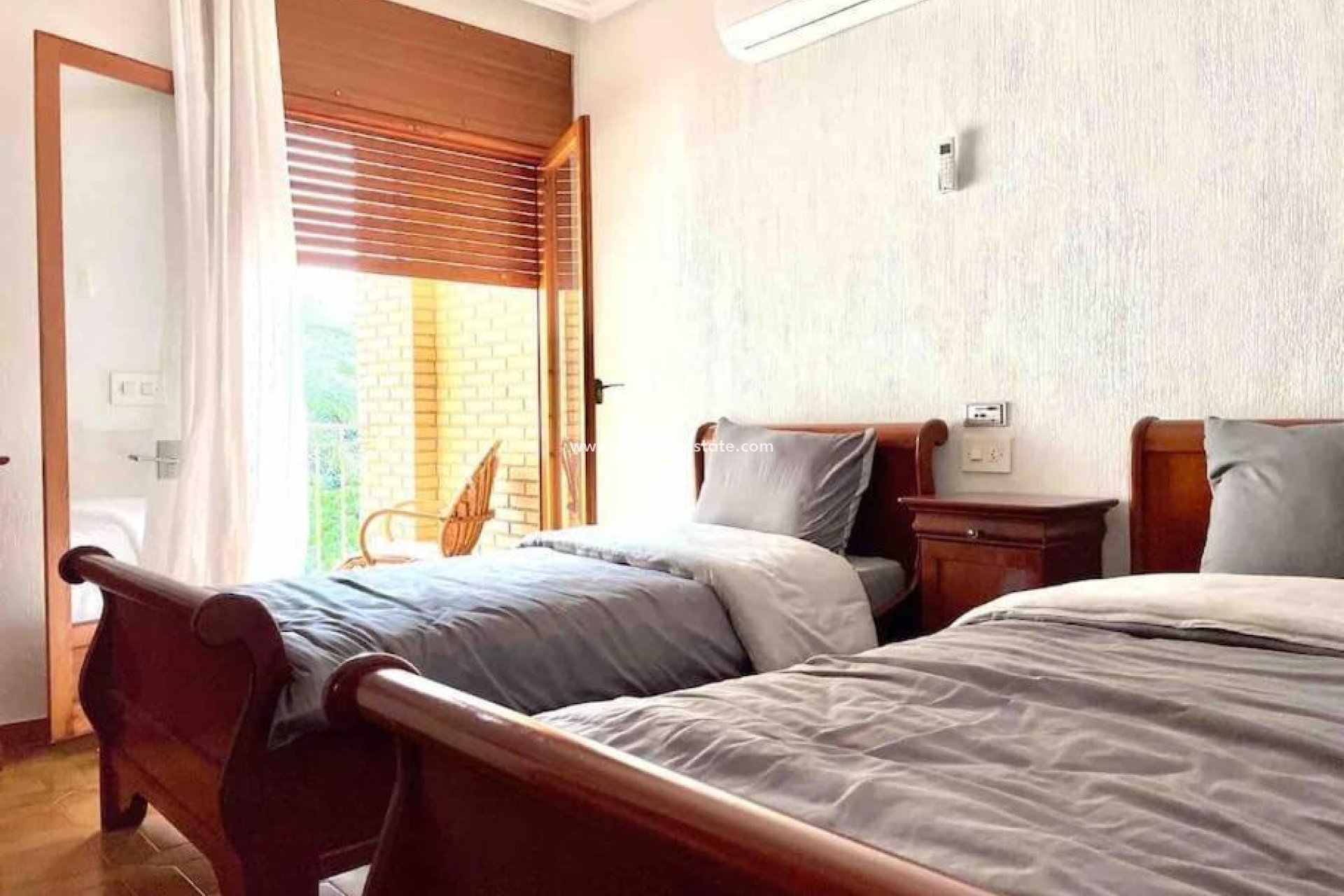 Videresalg - Villa -
Orihuela Costa - Campoamor