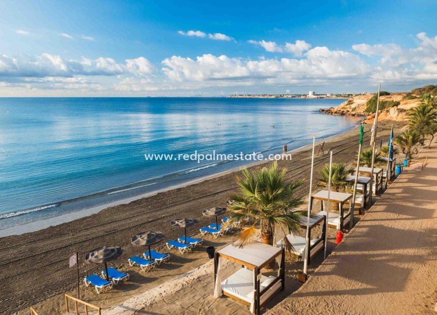 Videresalg - Villa -
Orihuela Costa - Campoamor