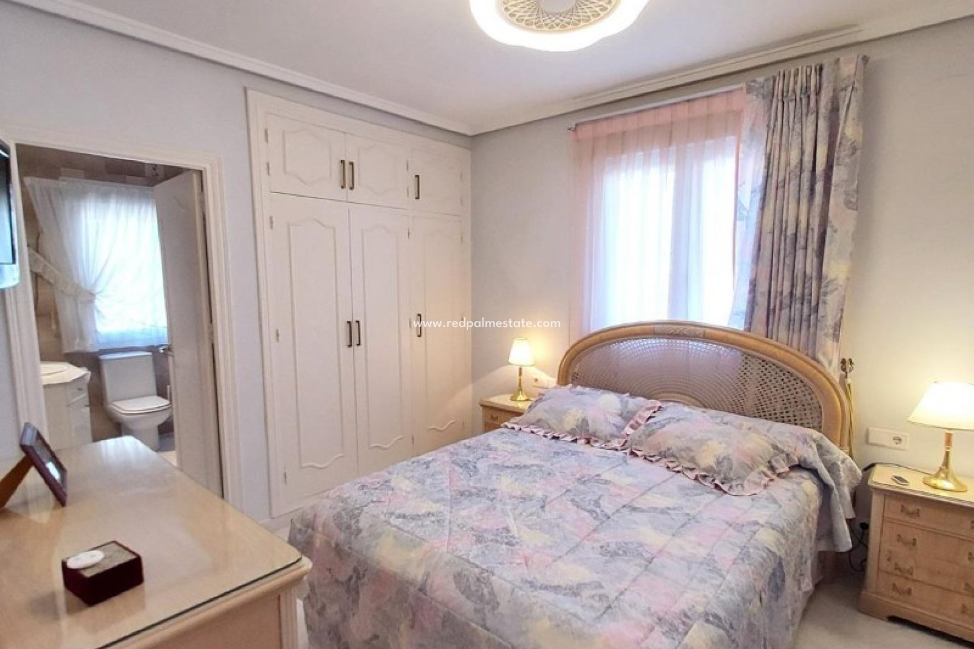 Videresalg - Villa -
Orihuela Costa - Campoamor