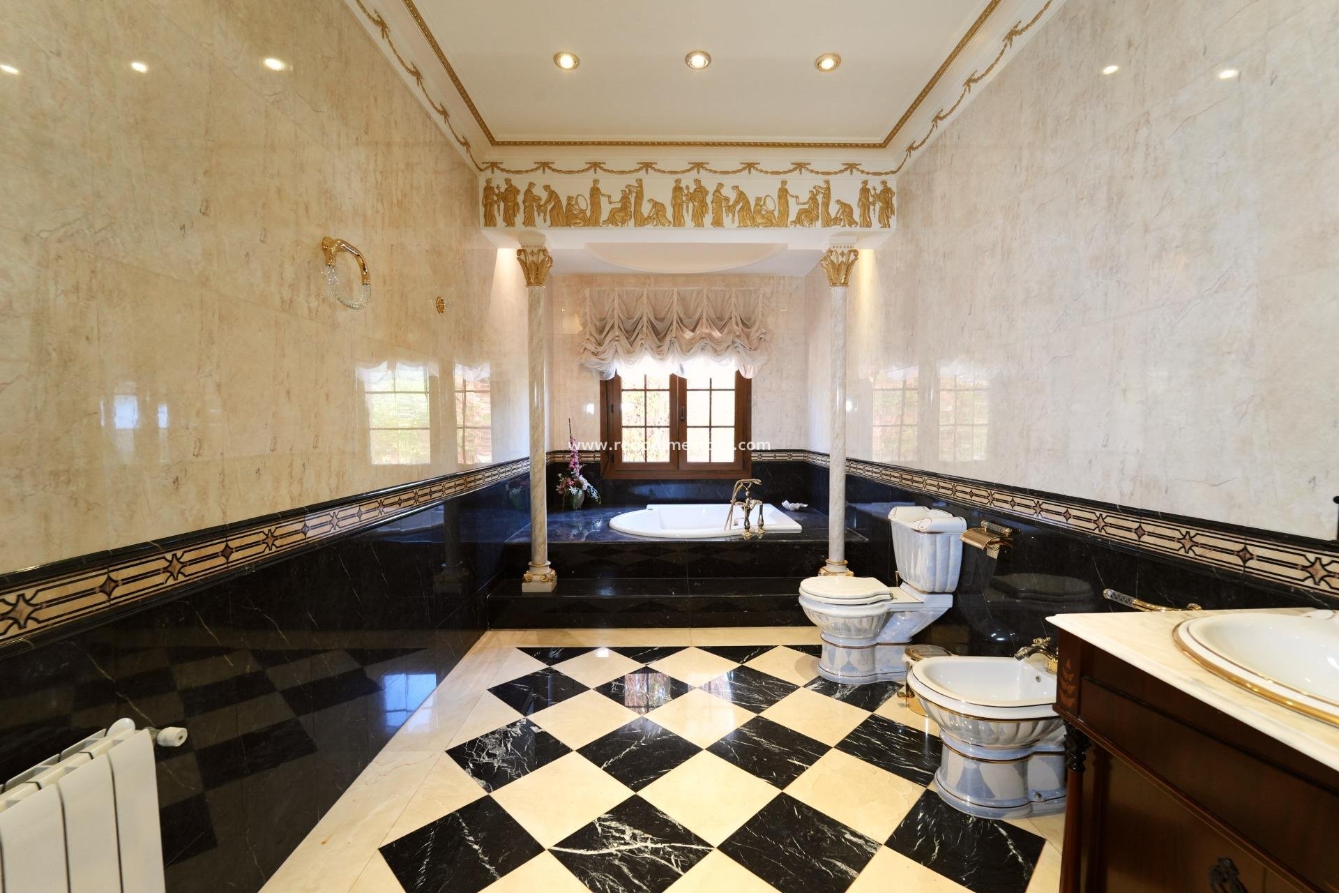 Videresalg - Villa -
Orihuela Costa - Campoamor