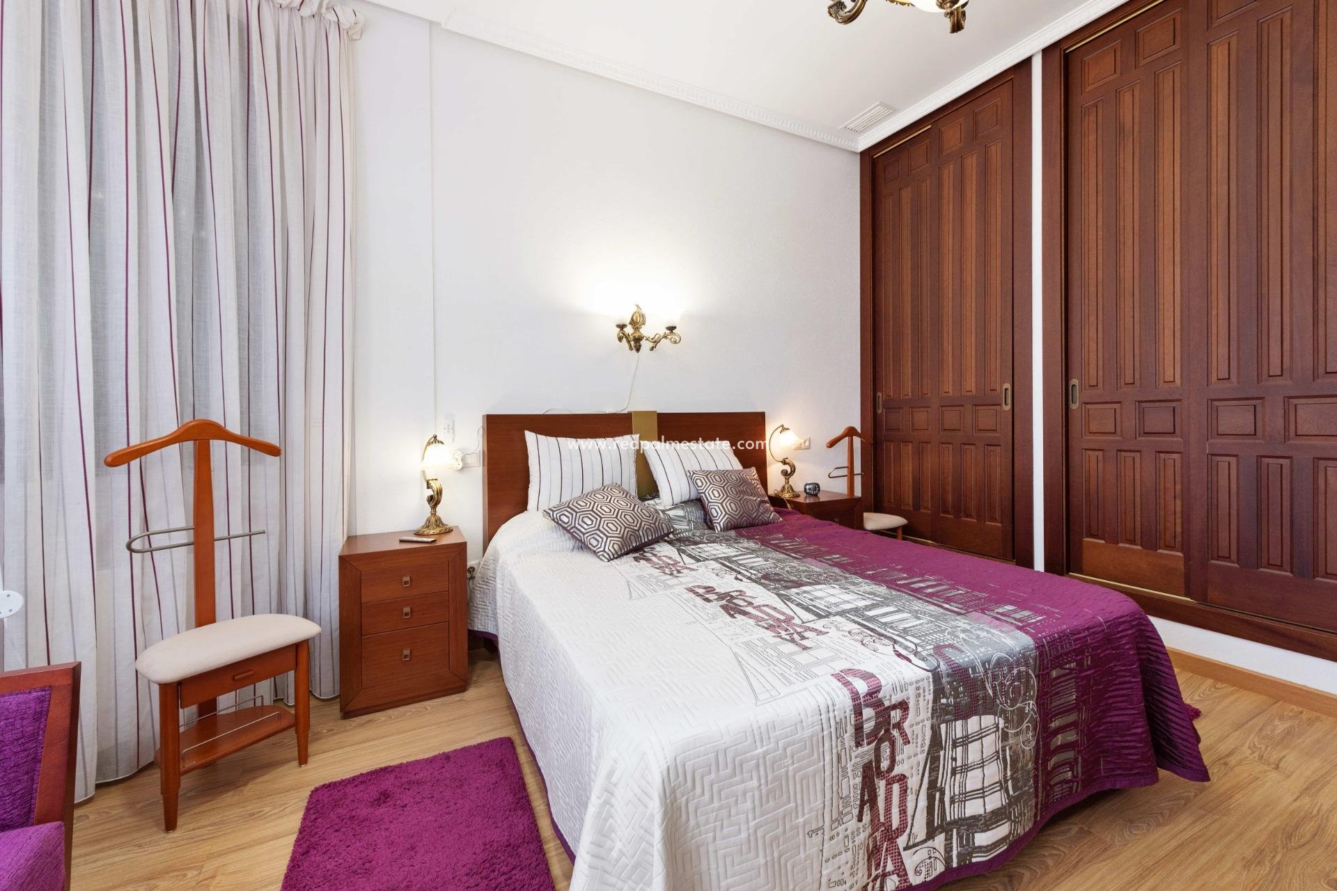Videresalg - Villa -
Orihuela Costa - Campoamor
