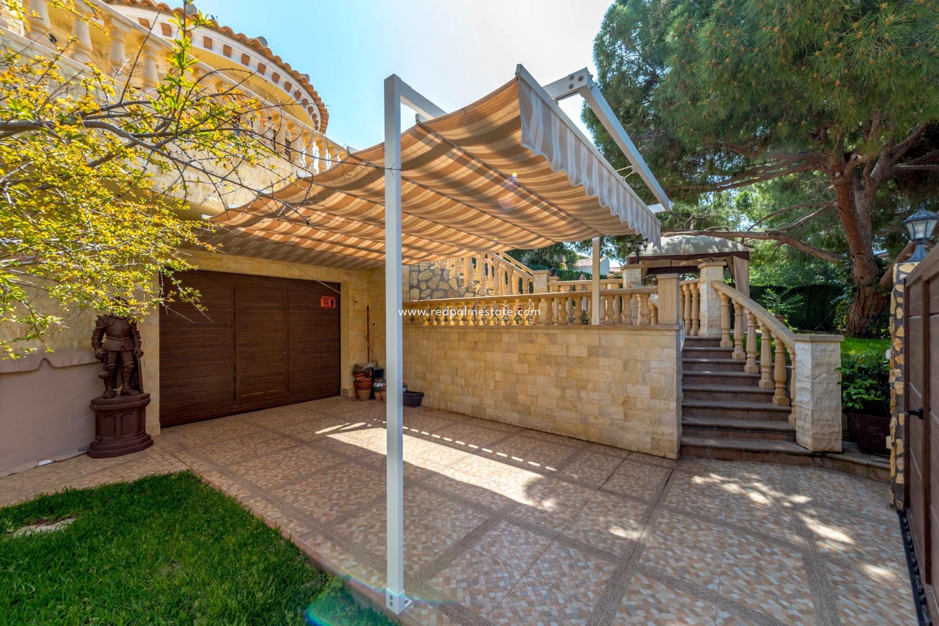 Videresalg - Villa -
Orihuela Costa - Campoamor