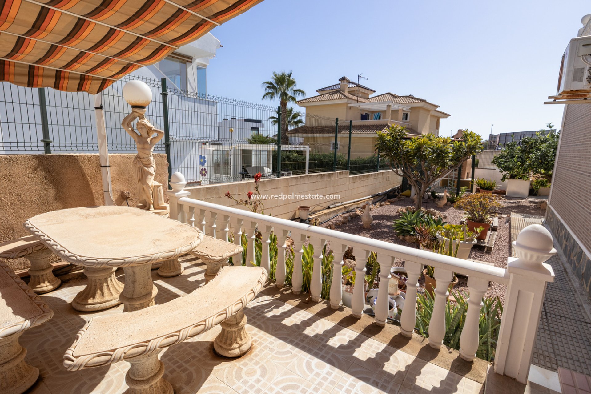 Videresalg - Villa -
Orihuela Costa - Costa Blanca