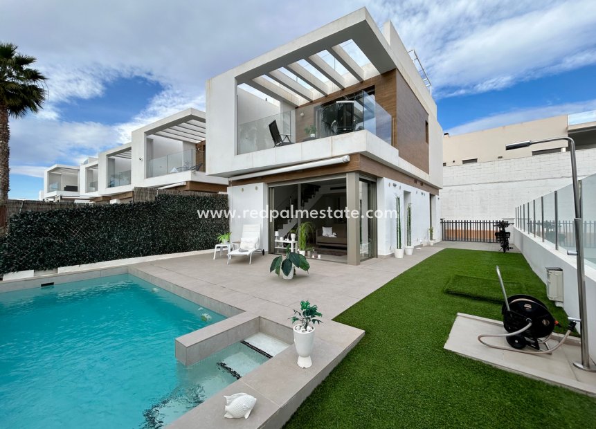Videresalg - Villa -
Orihuela Costa - Costa Blanca