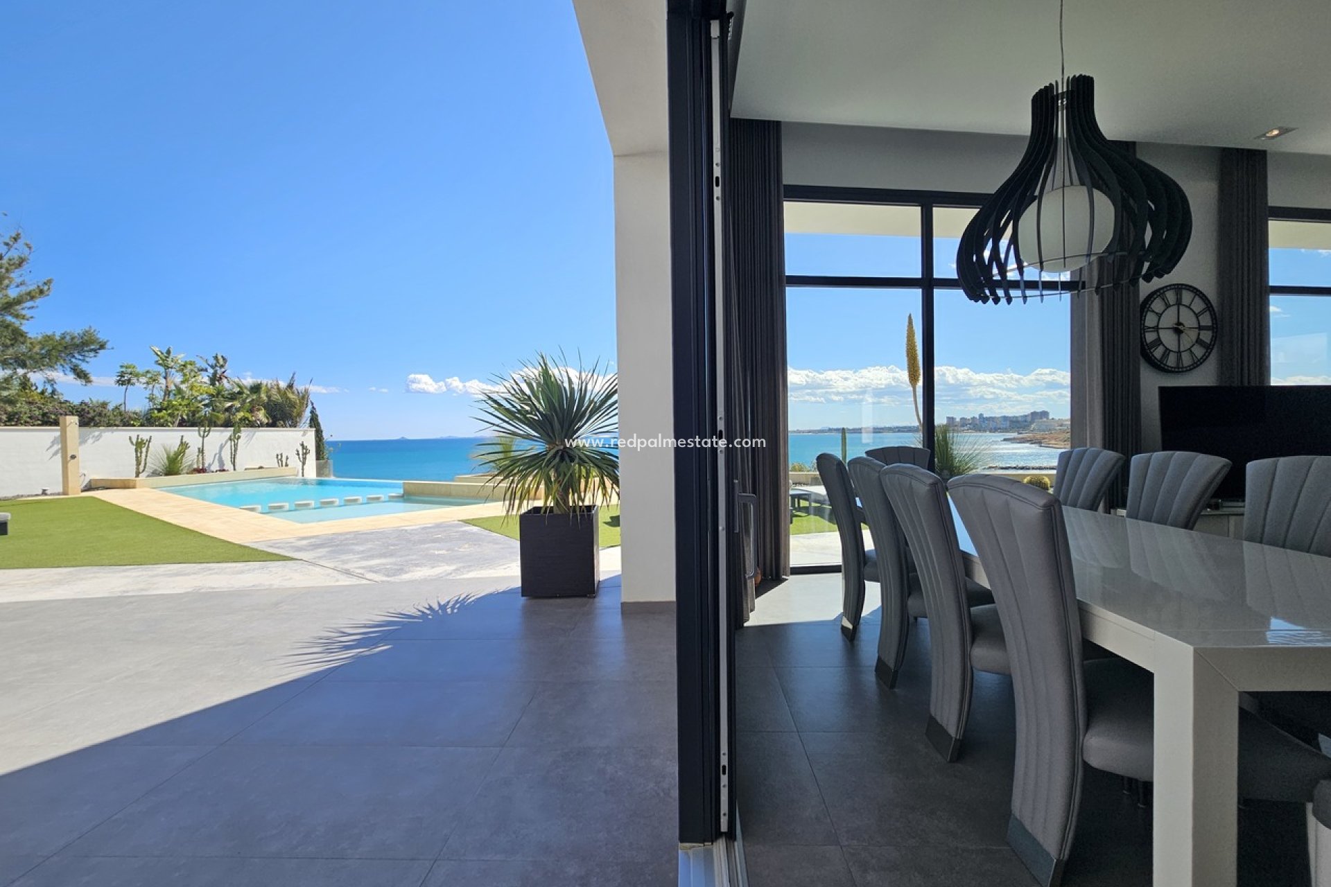 Videresalg - Villa -
Orihuela Costa - Costa Blanca