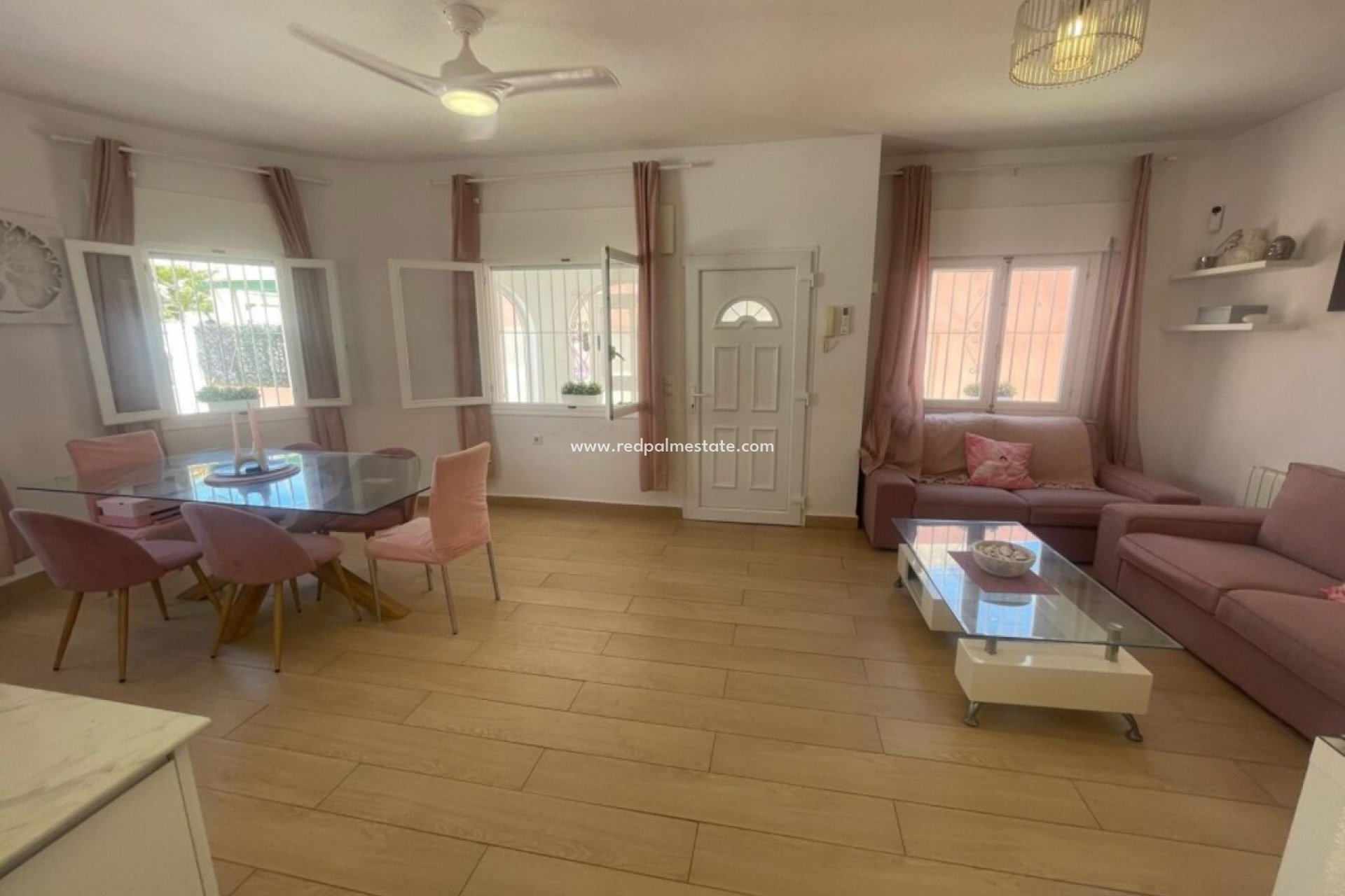 Videresalg - Villa -
Orihuela Costa - Costa Blanca