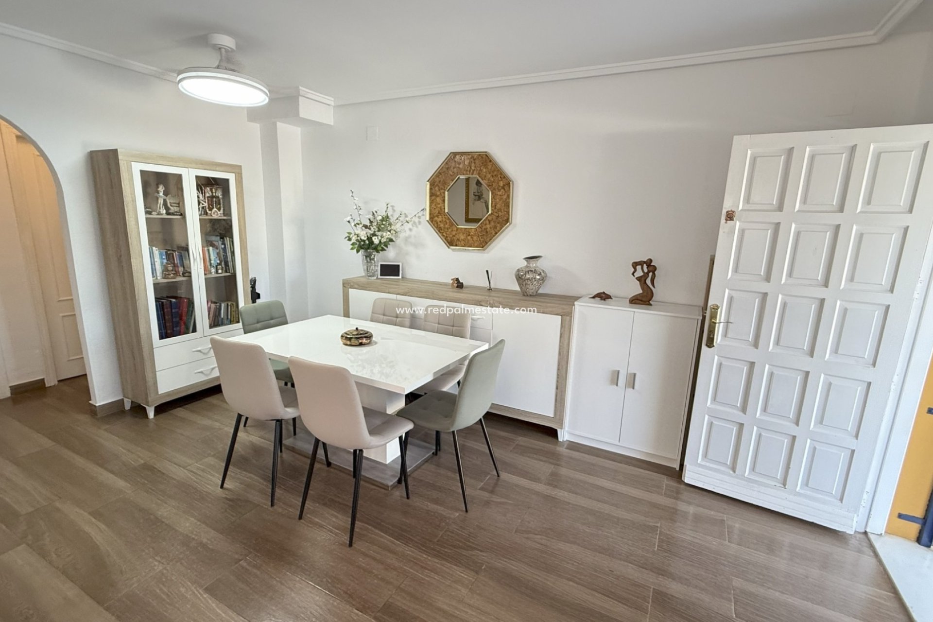 Videresalg - Villa -
Orihuela Costa - Costa Blanca