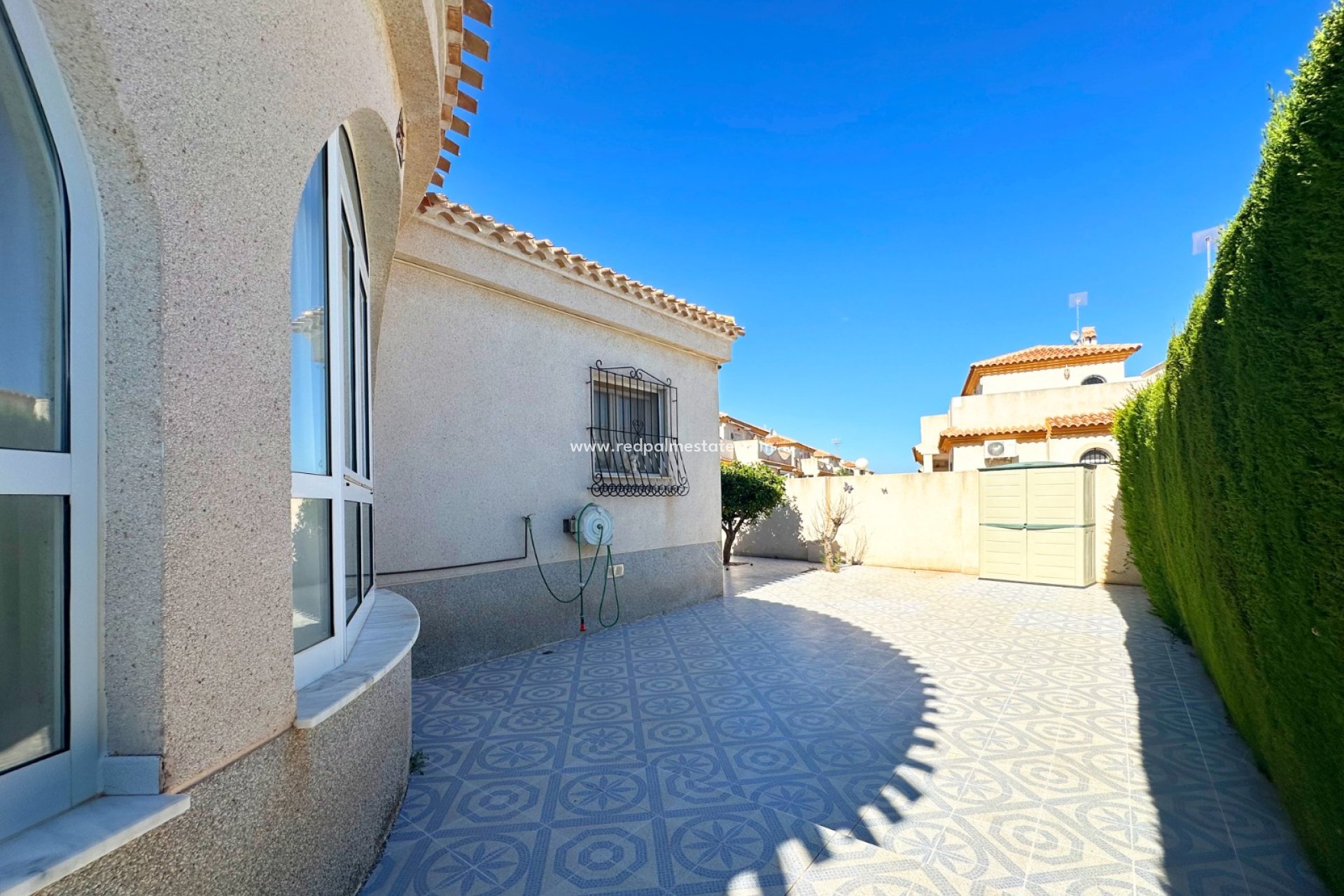 Videresalg - Villa -
Orihuela Costa - Costa Blanca