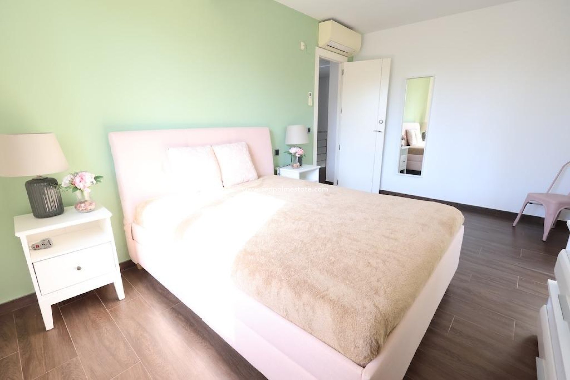 Videresalg - Villa -
Orihuela Costa - Costa Blanca