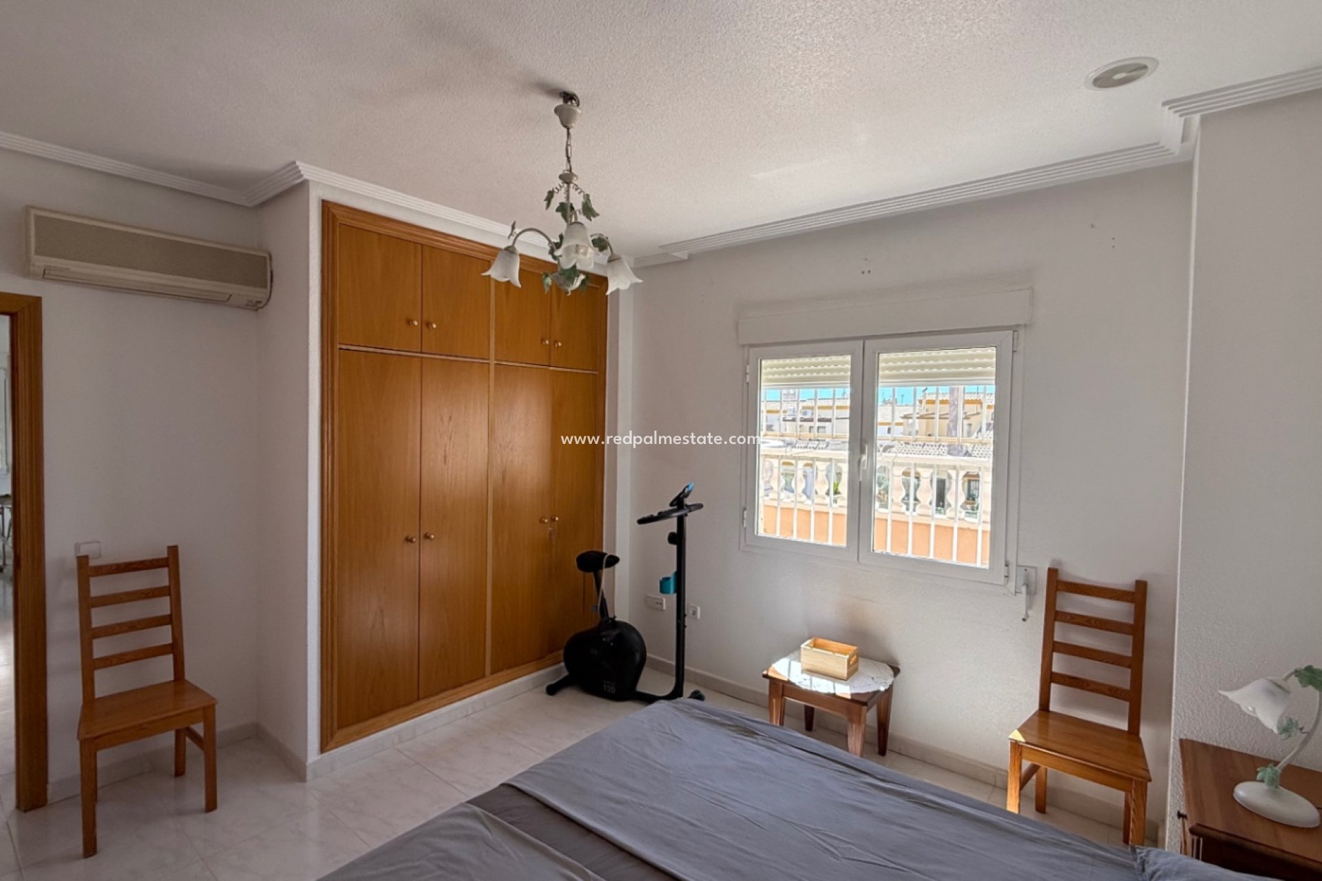 Videresalg - Villa -
Orihuela Costa - Costa Blanca