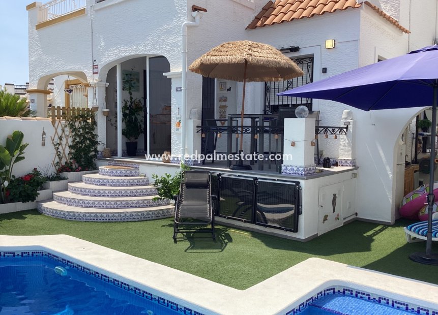 Videresalg - Villa -
Orihuela Costa - Costa Blanca