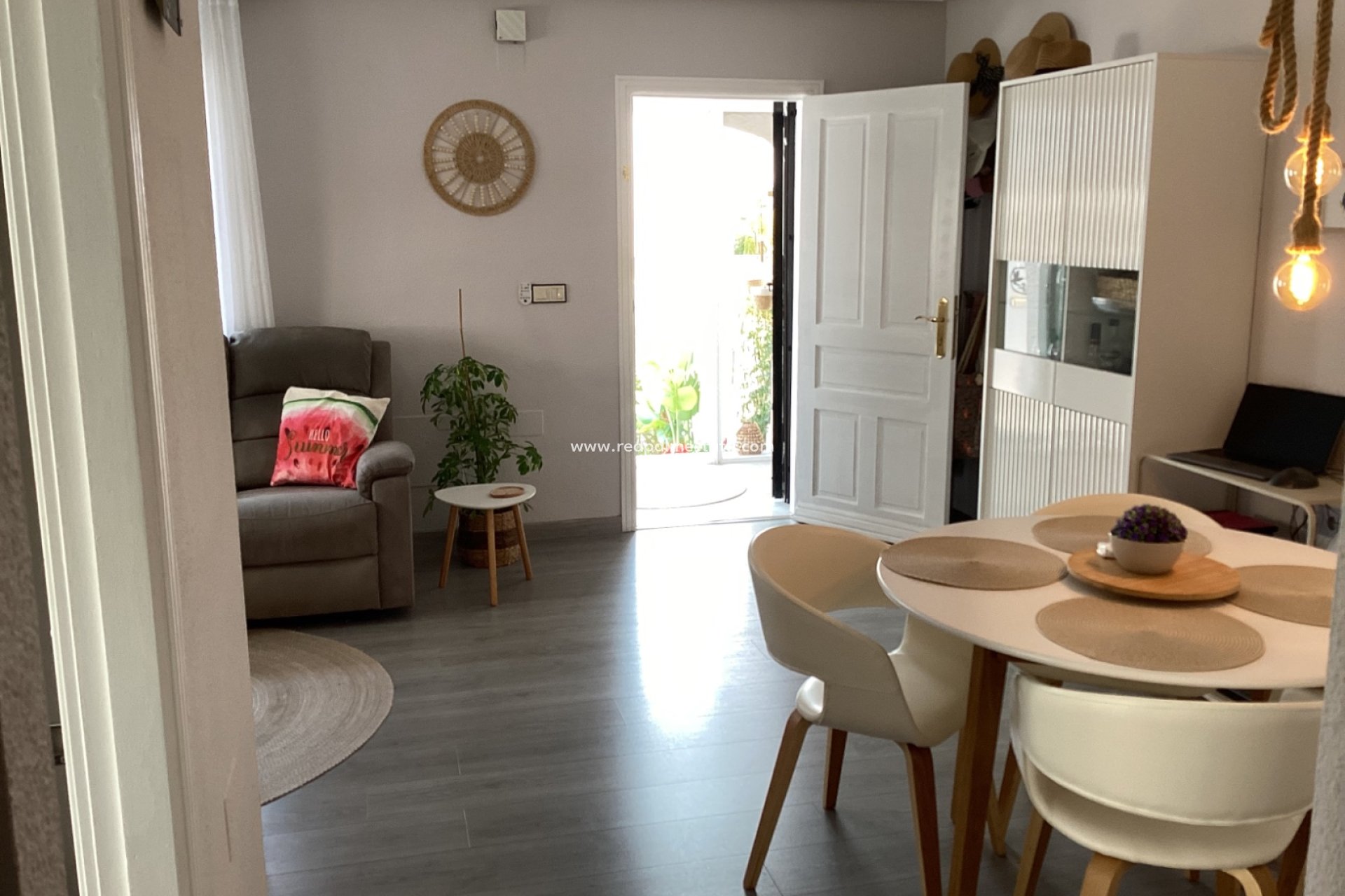 Videresalg - Villa -
Orihuela Costa - Costa Blanca