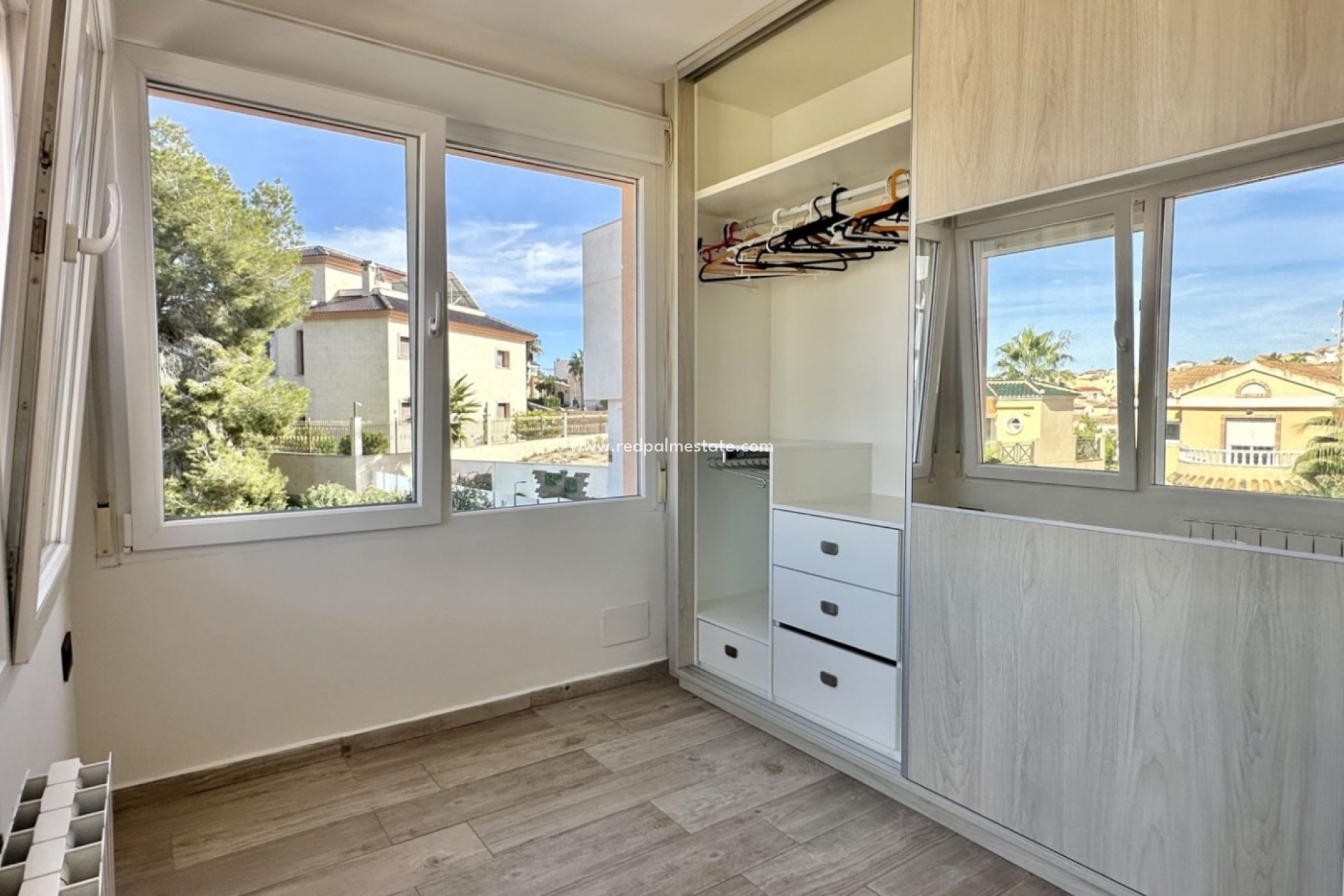 Videresalg - Villa -
Orihuela Costa - Costa Blanca