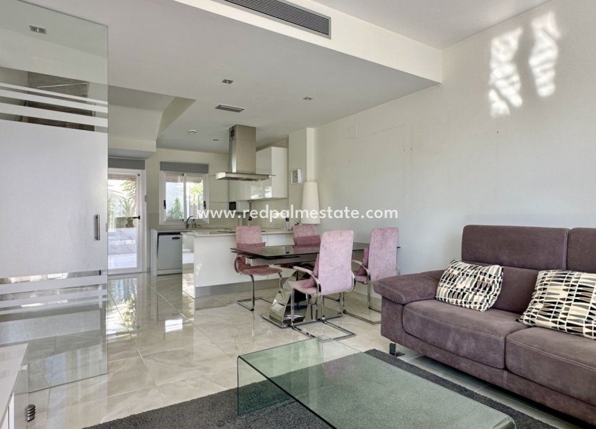 Videresalg - Villa -
Orihuela Costa - Costa Blanca