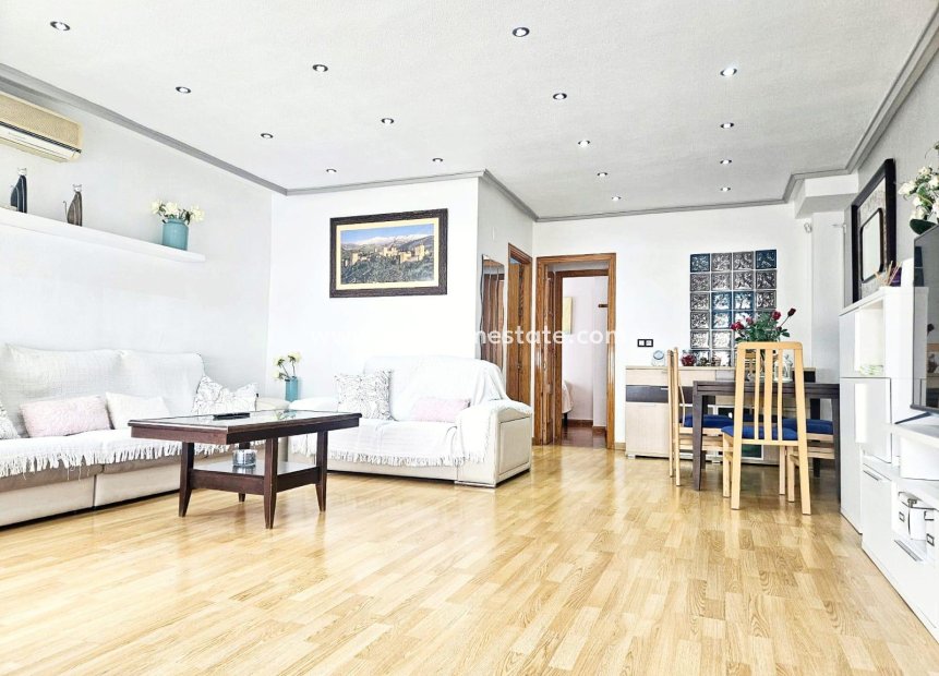 Videresalg - Villa -
Orihuela Costa - dream hills