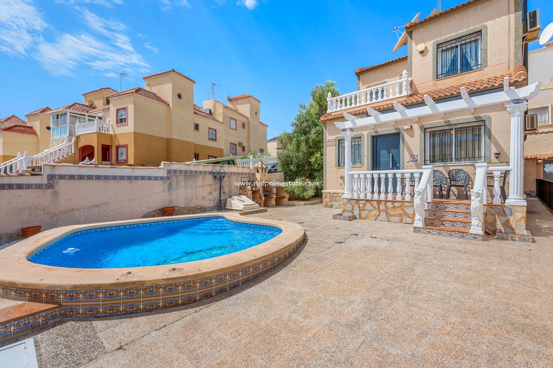 Videresalg - Villa -
Orihuela Costa - El Galan